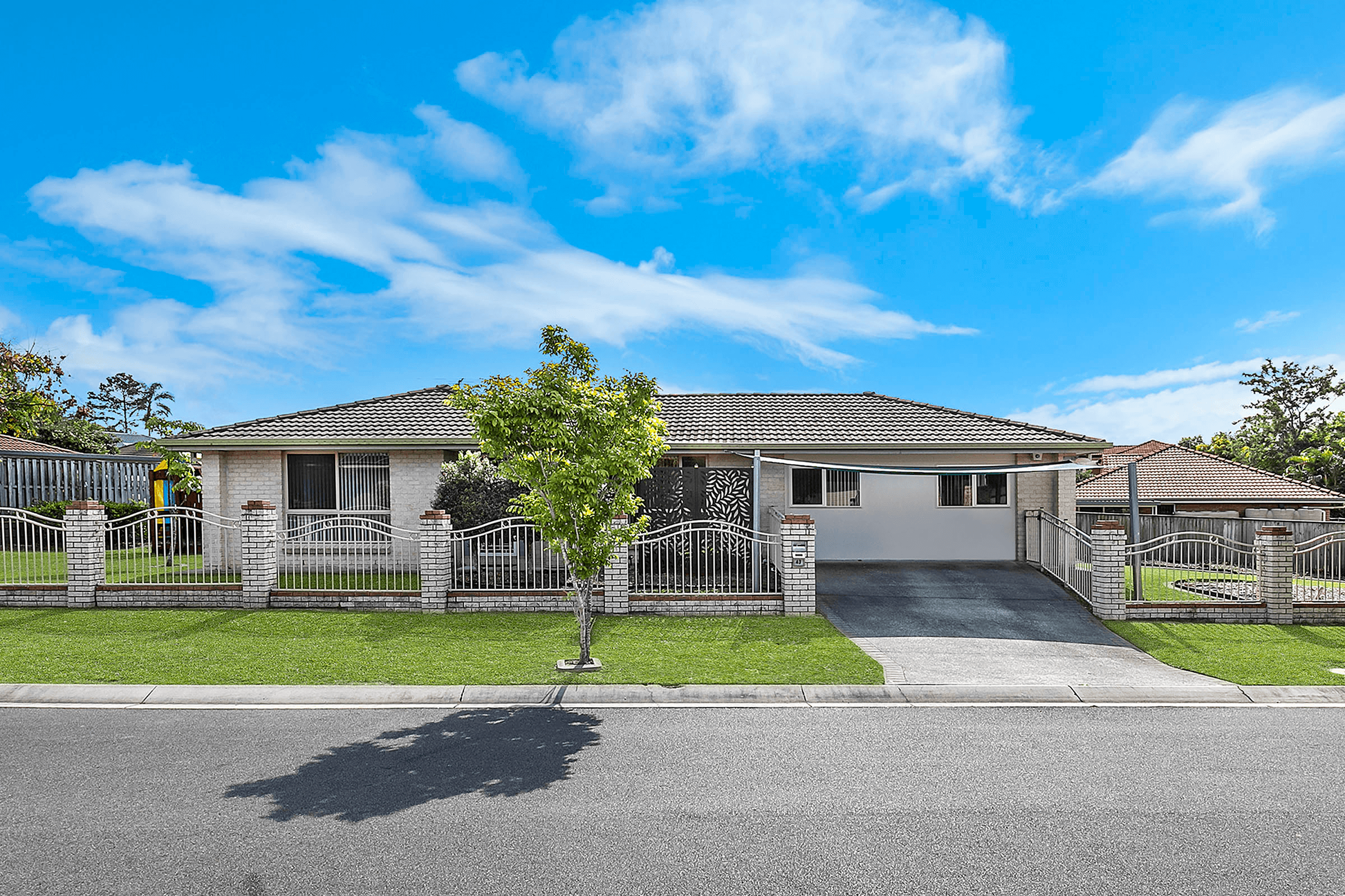 43 Shelduck Place, CALAMVALE, QLD 4116