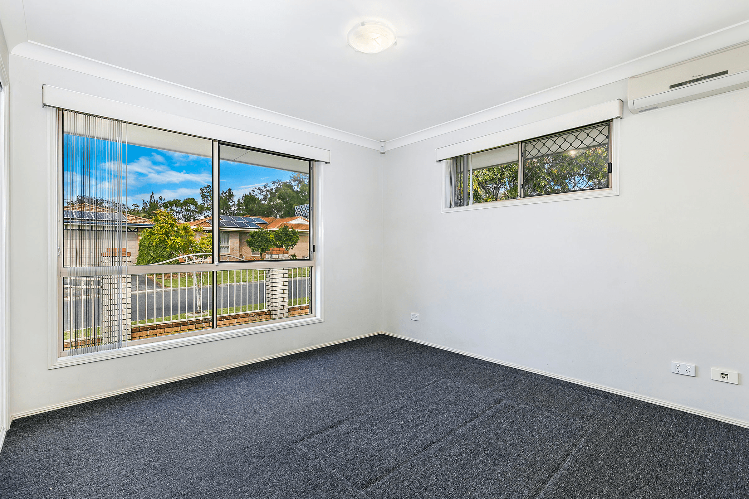 43 Shelduck Place, CALAMVALE, QLD 4116