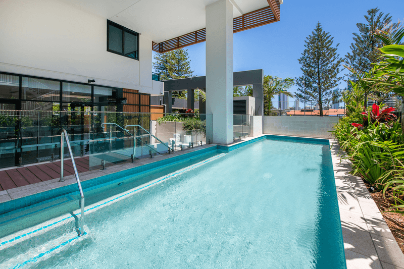 16/18 Chelsea Avenue, BROADBEACH, QLD 4218