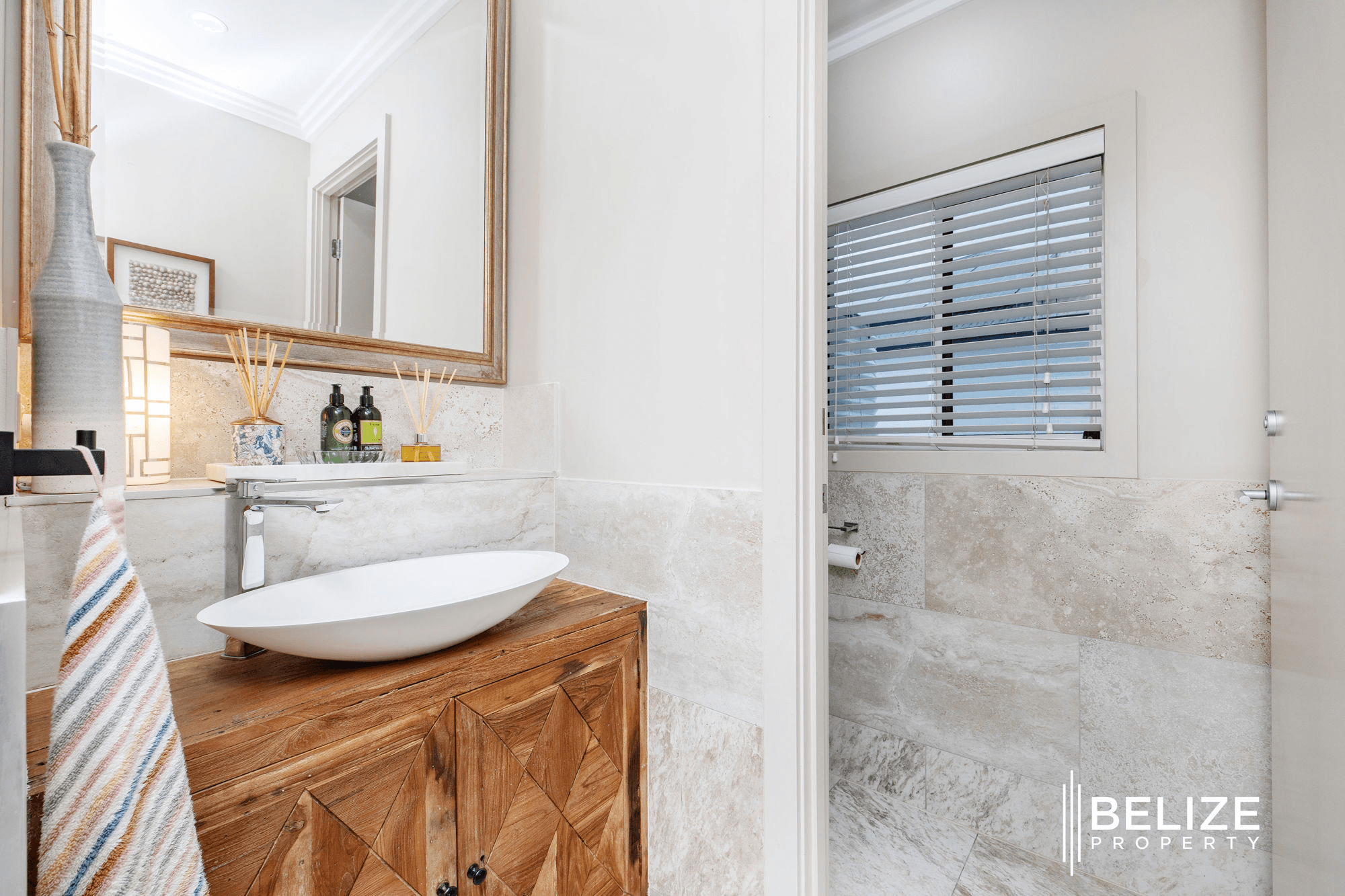 31 Windward Place, JACOBS WELL, QLD 4208