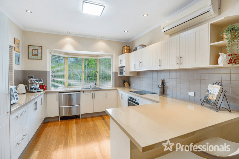 10 Stockman Court, Pomona, QLD 4568