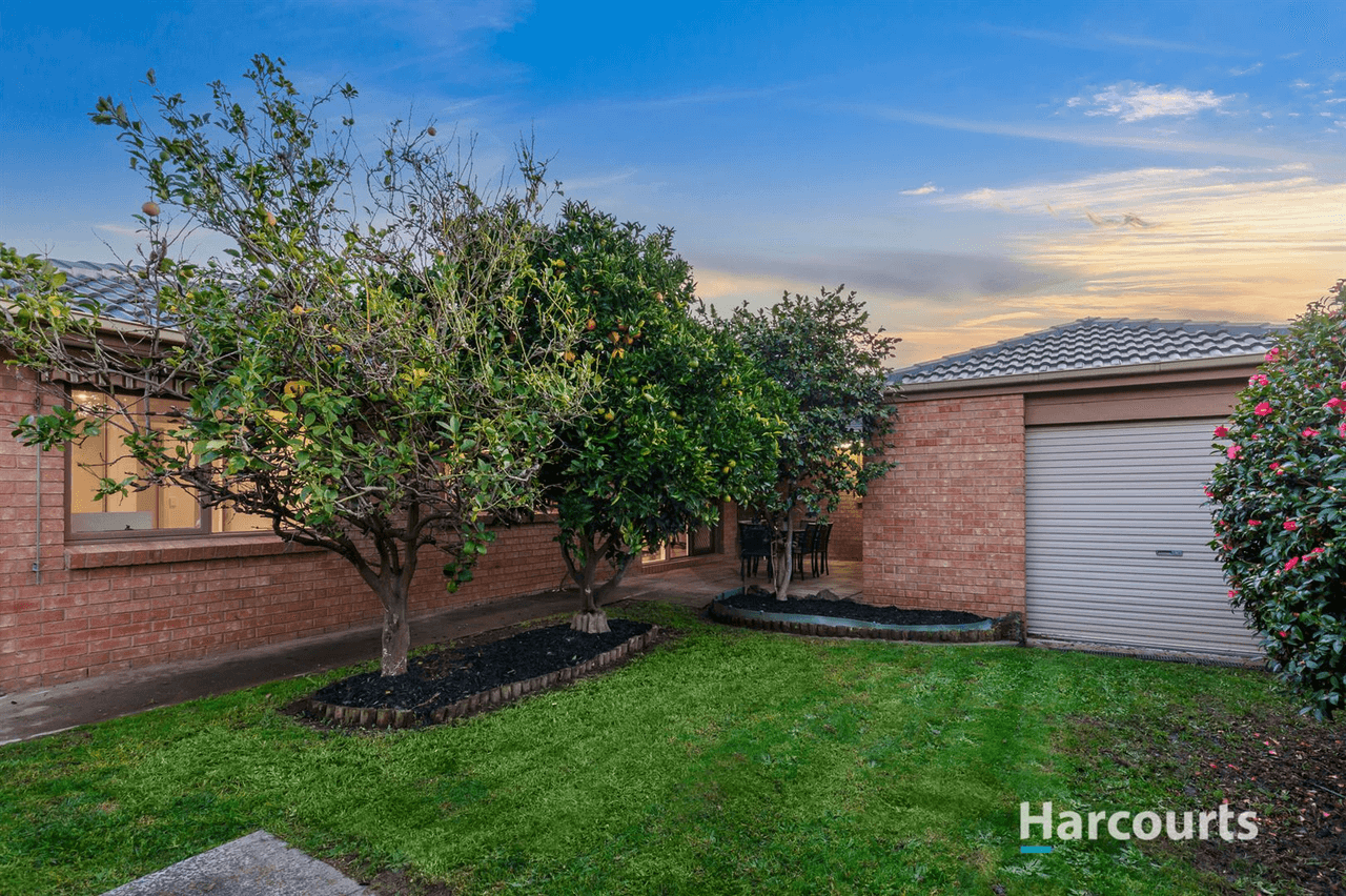 64 Lakesfield Drive, Lysterfield, VIC 3156