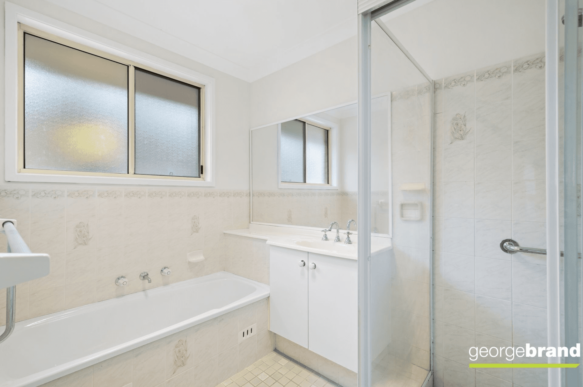 13/15 Elm Road, Narara, NSW 2250