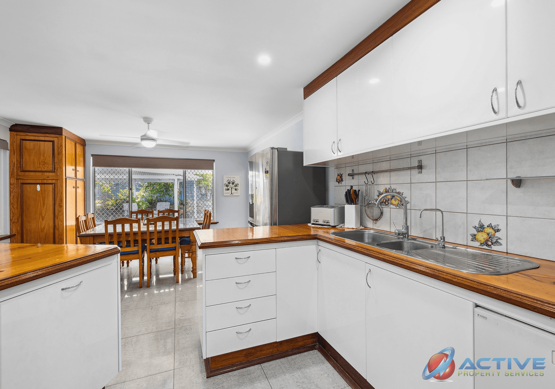 77 Chadstone Road, CRAIGIE, WA 6025