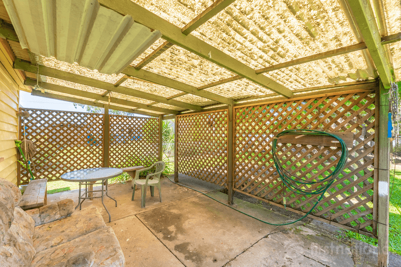 16 DYER STREET, LANDSBOROUGH, QLD 4550