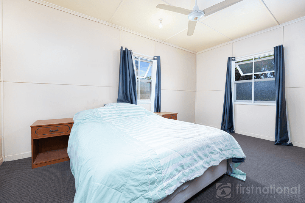 16 DYER STREET, LANDSBOROUGH, QLD 4550