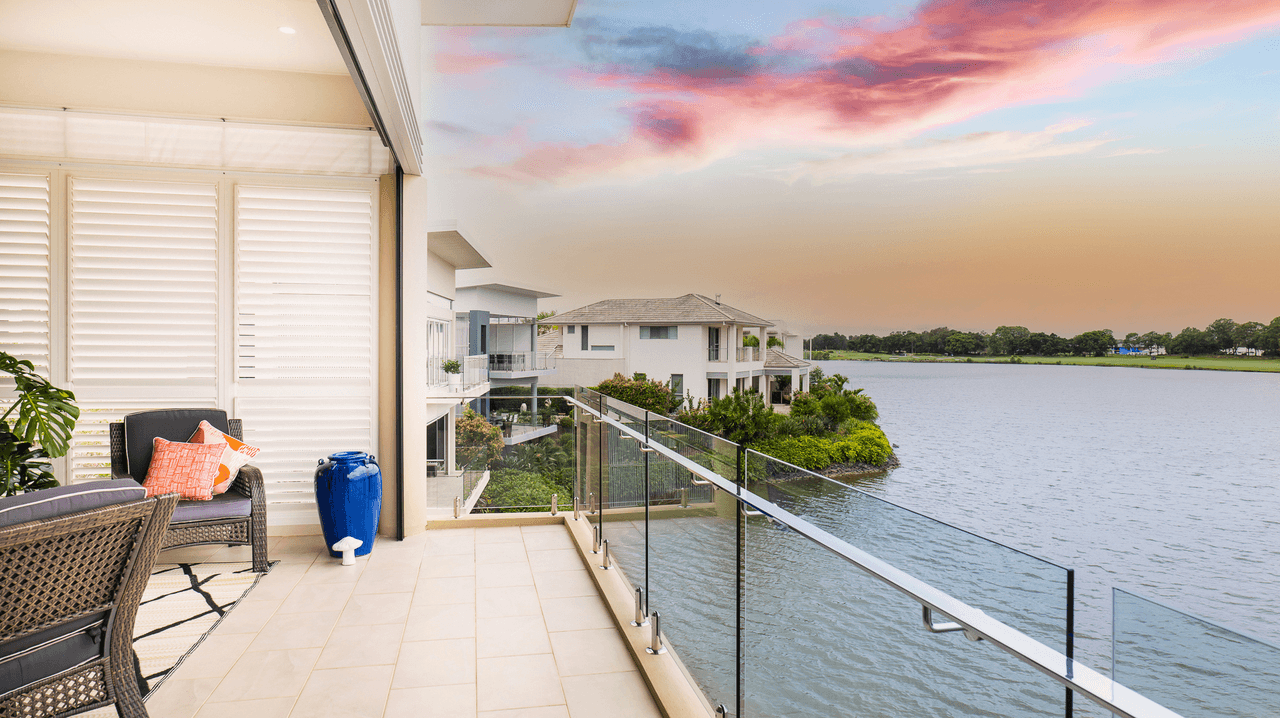 6083 Lugano Dr, Hope Island, QLD 4212