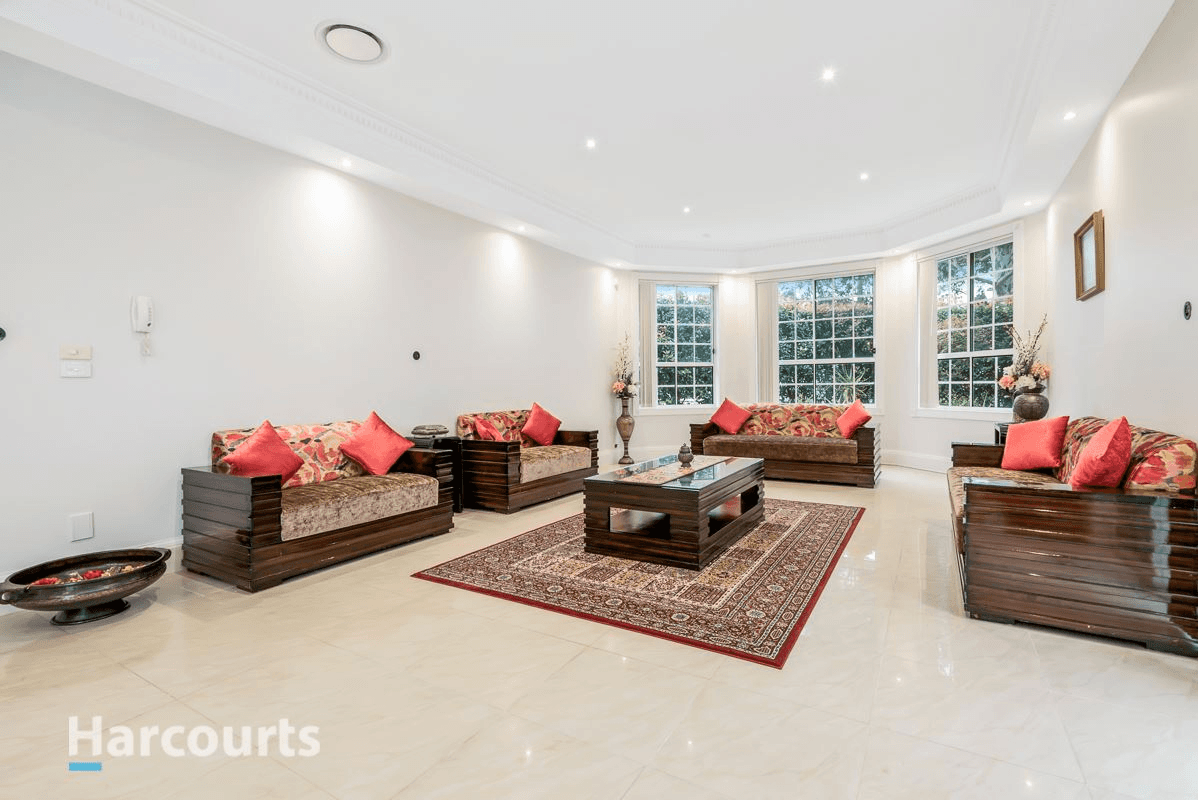 2 Alford Road, Beaumont Hills, NSW 2155