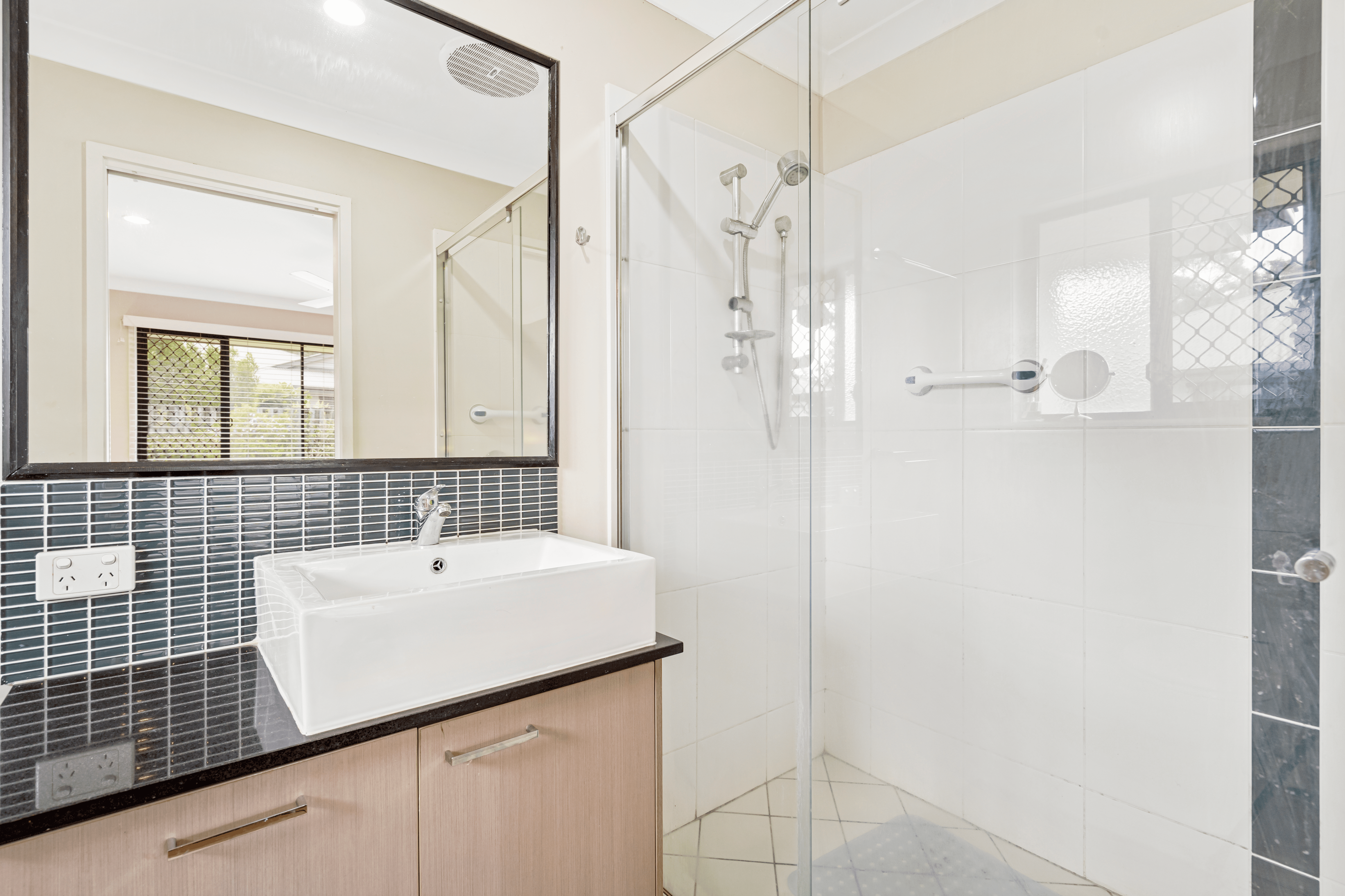 22 Scribbly Gum Place, MOUNT COTTON, QLD 4165