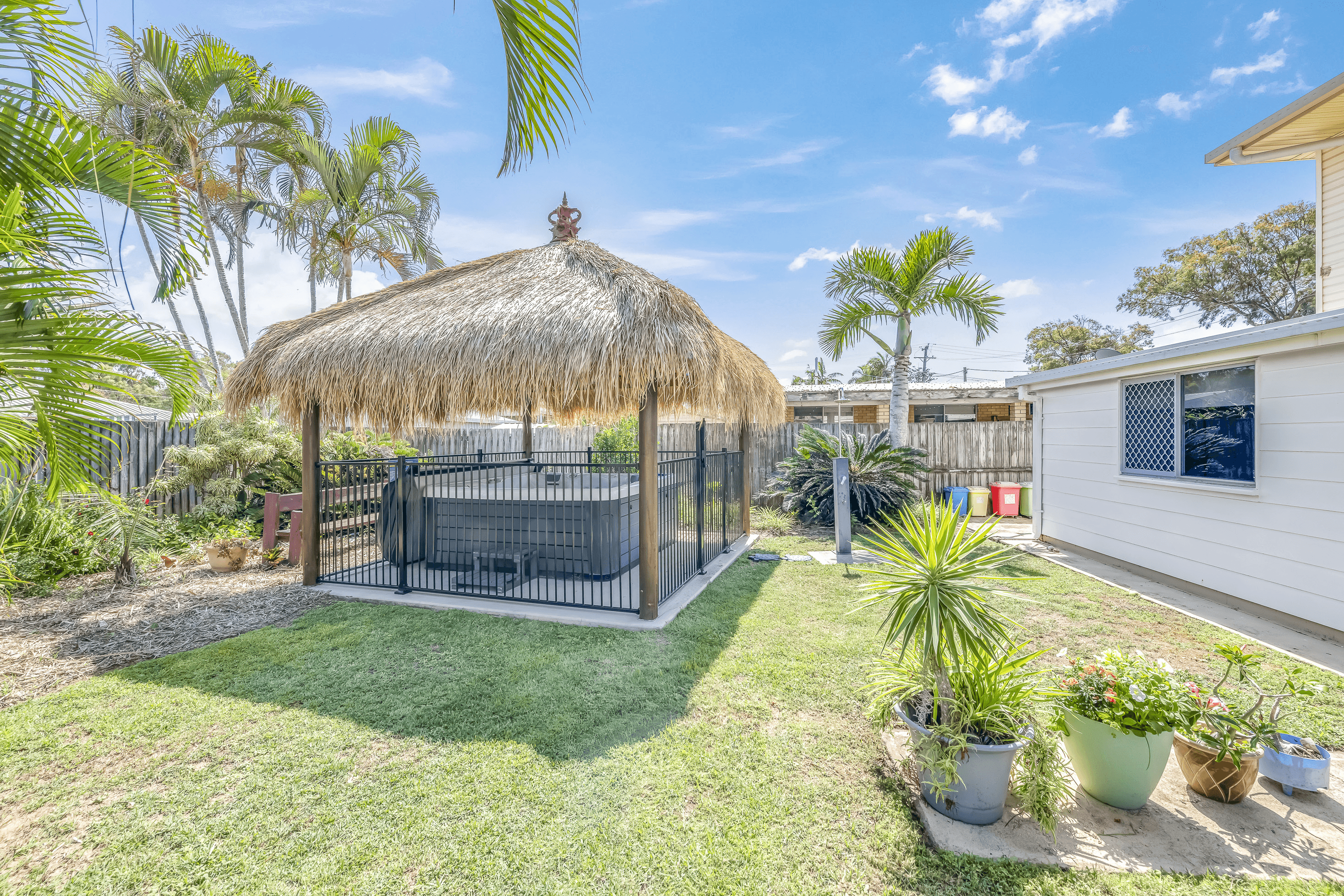 19 Club Avenue, Moore Park Beach, QLD 4670