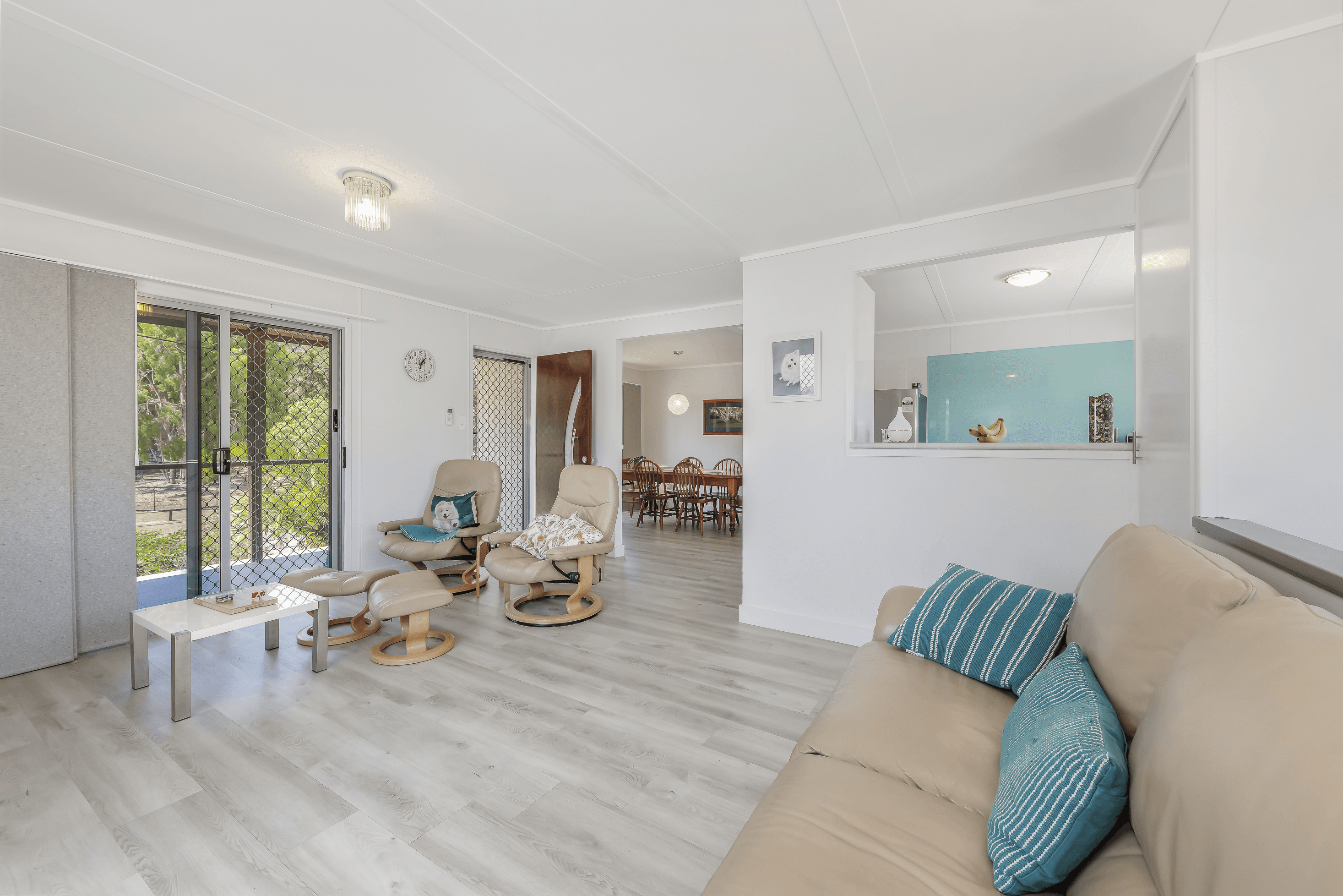 19 Club Avenue, Moore Park Beach, QLD 4670