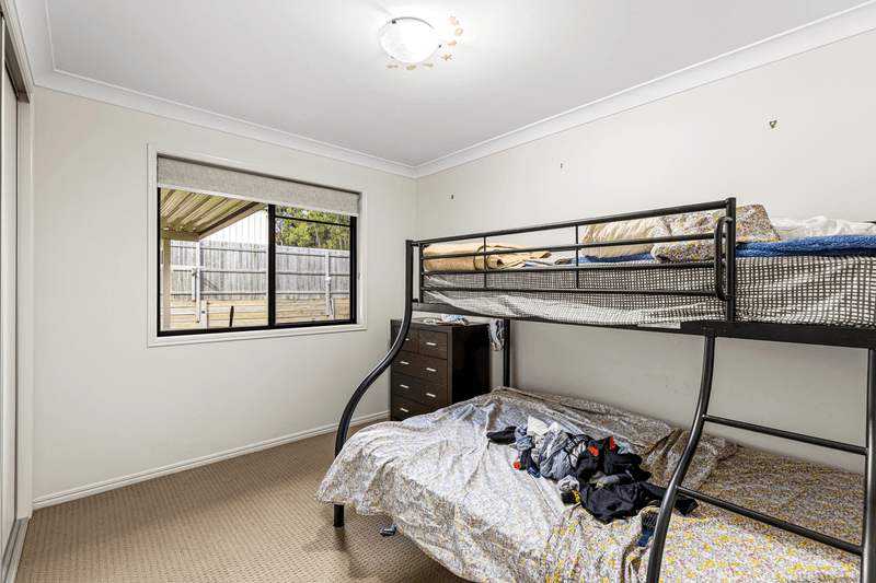 34 Willowburn Dr, ROCKVILLE, QLD 4350