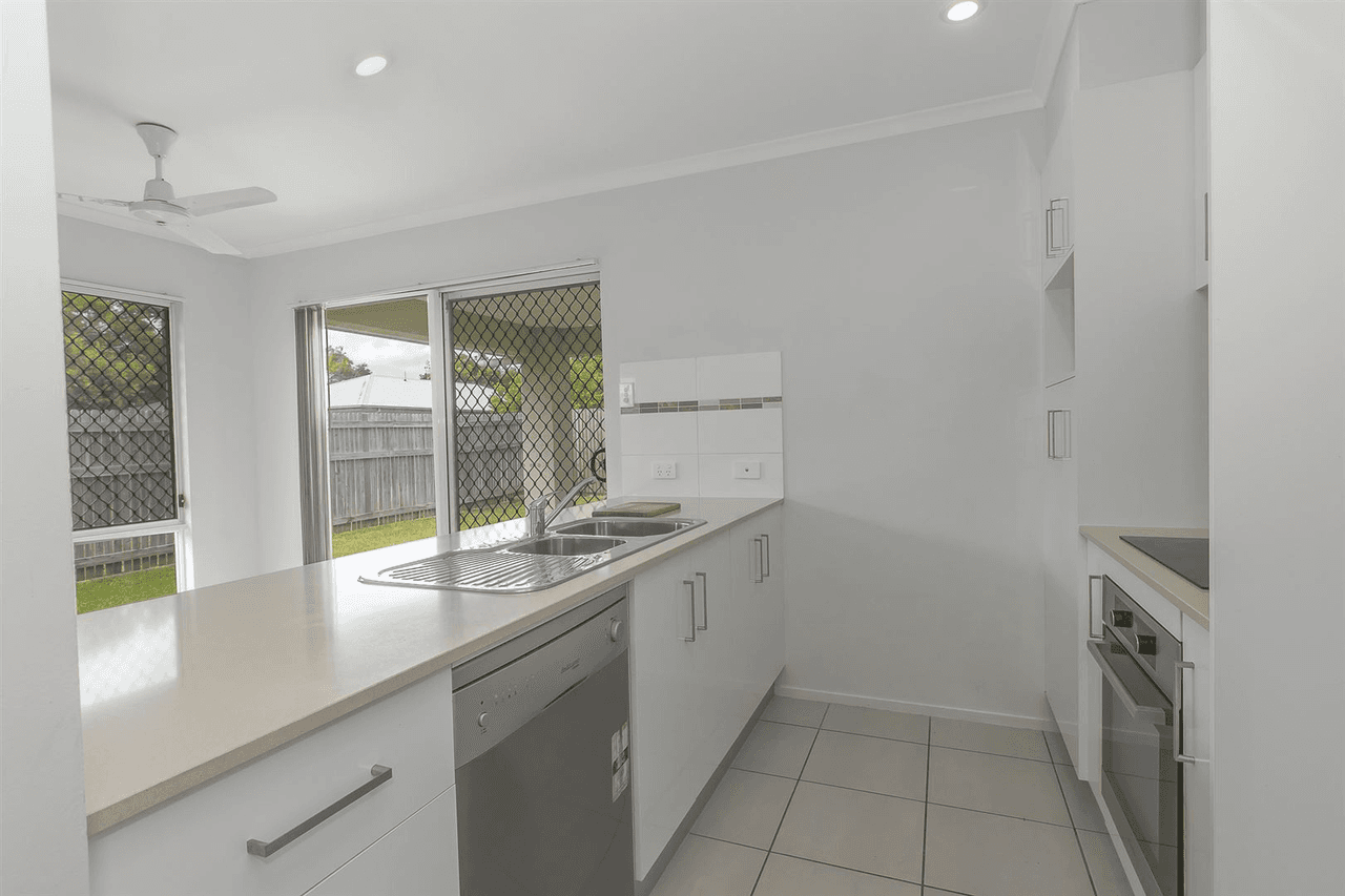52-54 Warrill Place, Kelso, QLD 4815