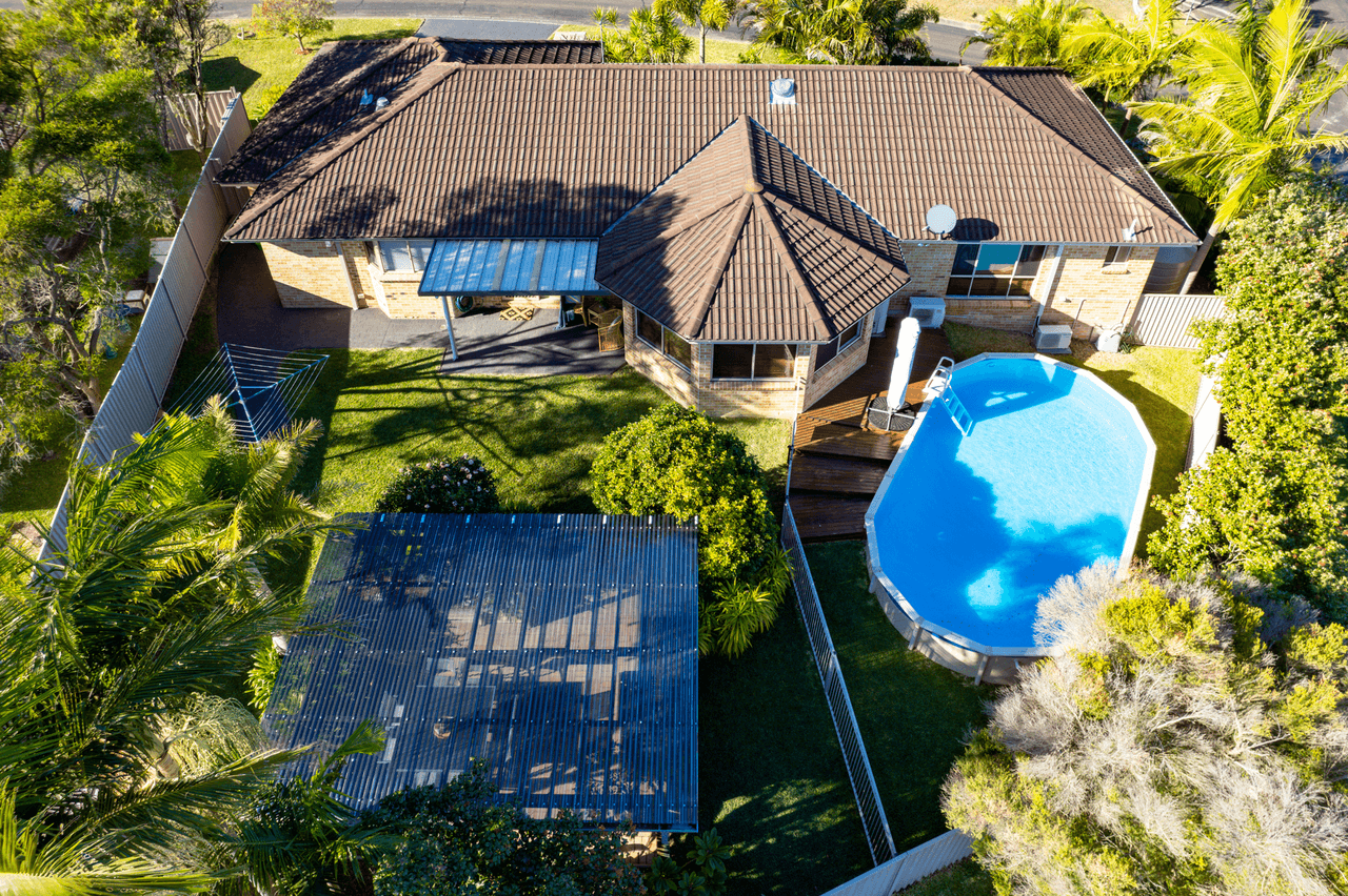 1 Ruth Place, BATEAU BAY, NSW 2261