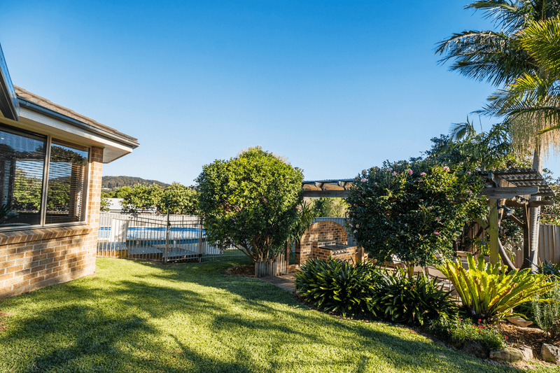 1 Ruth Place, BATEAU BAY, NSW 2261