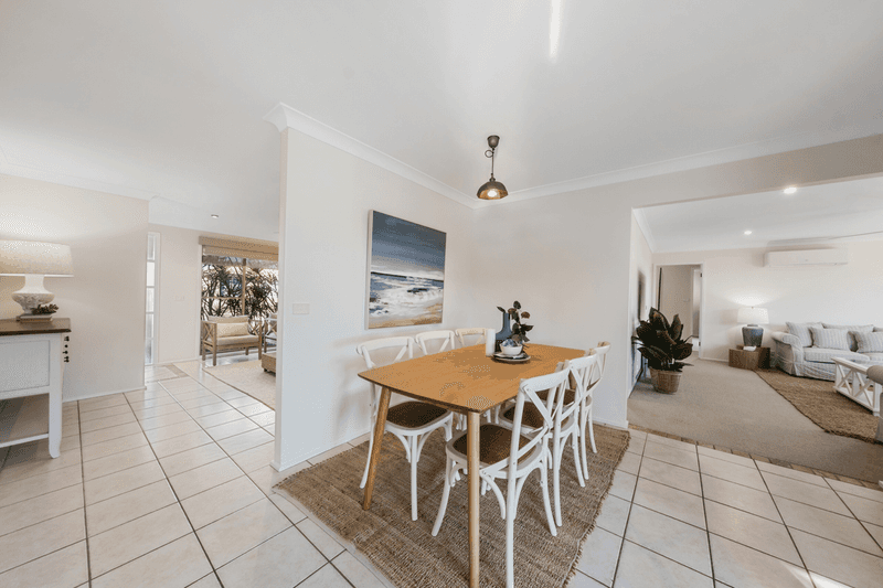 1 Ruth Place, BATEAU BAY, NSW 2261