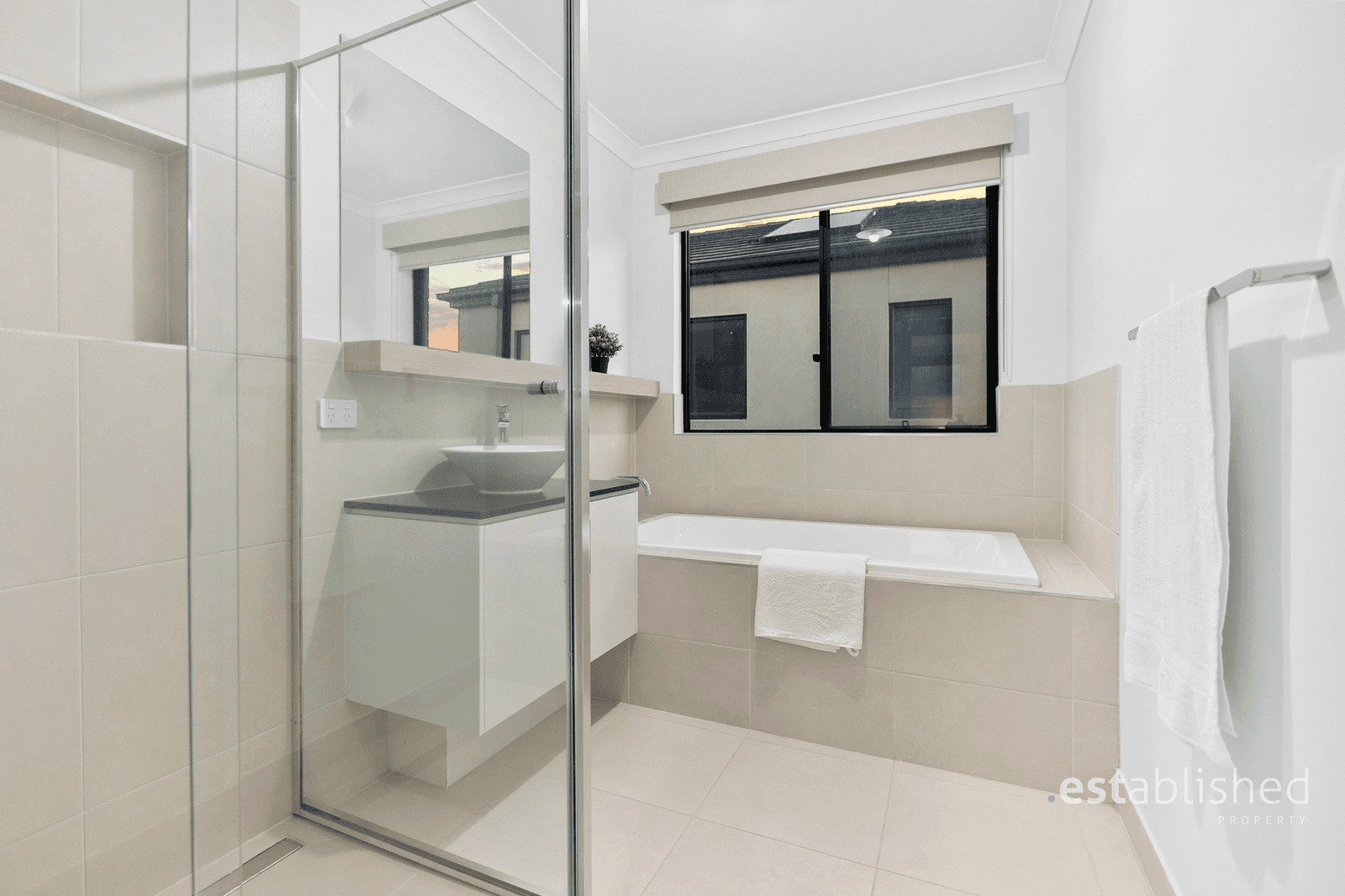 60 Kittyhawk Road, POINT COOK, VIC 3030