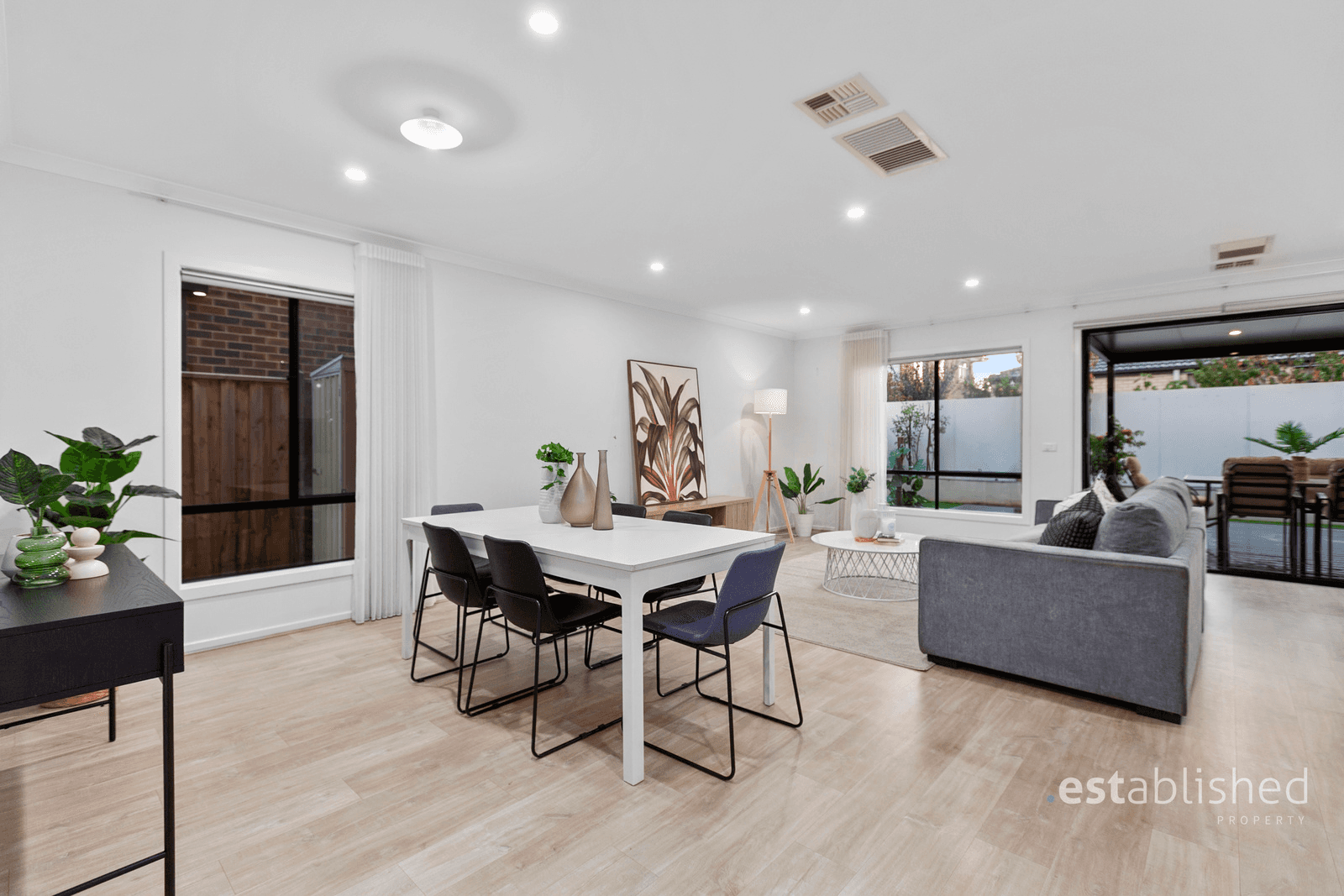 60 Kittyhawk Road, POINT COOK, VIC 3030