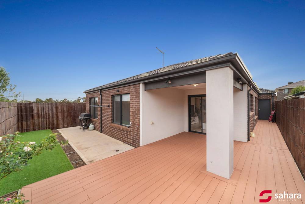 11 Suffolk Place, AINTREE, VIC 3336