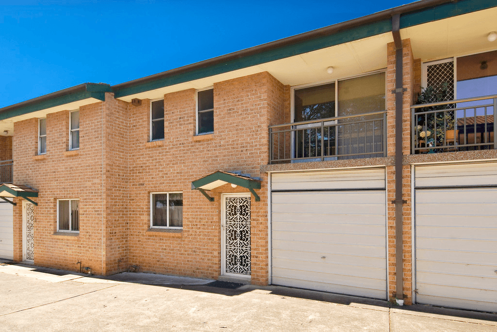 4/103 Highview Avenue, GREENACRE, NSW 2190