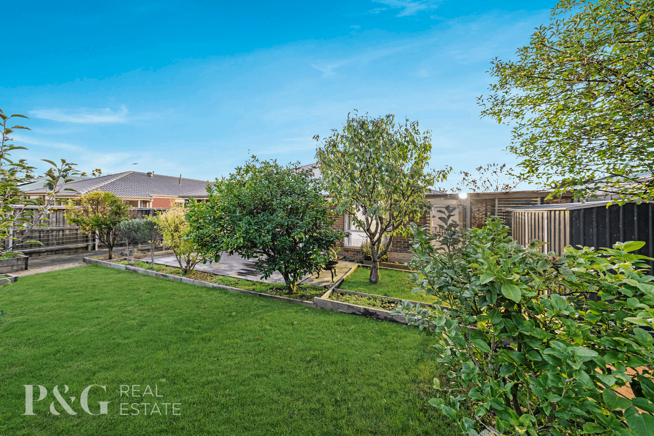 36 Kingston Avenue, NARRE WARREN SOUTH, VIC 3805