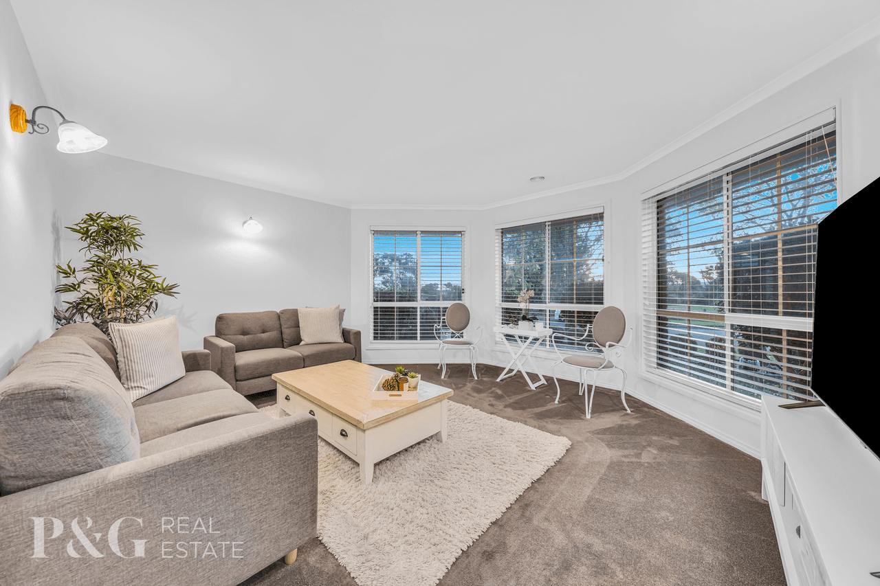 36 Kingston Avenue, NARRE WARREN SOUTH, VIC 3805