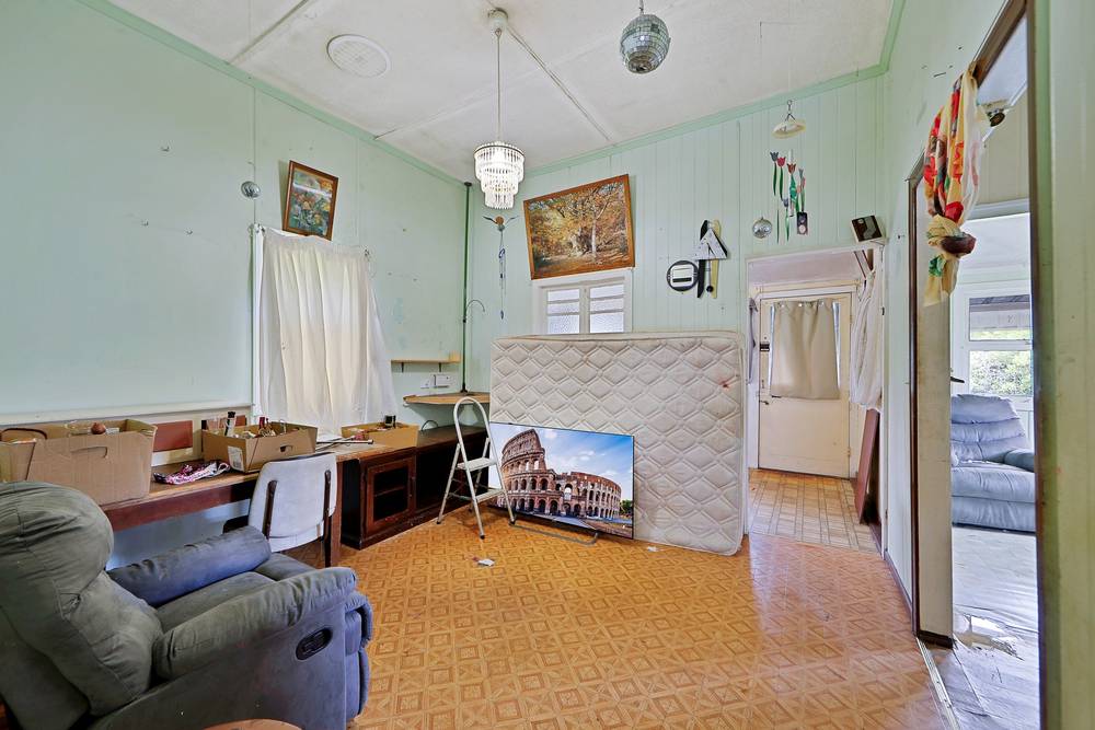 12 Mulgrave Street, GIN GIN, QLD 4671
