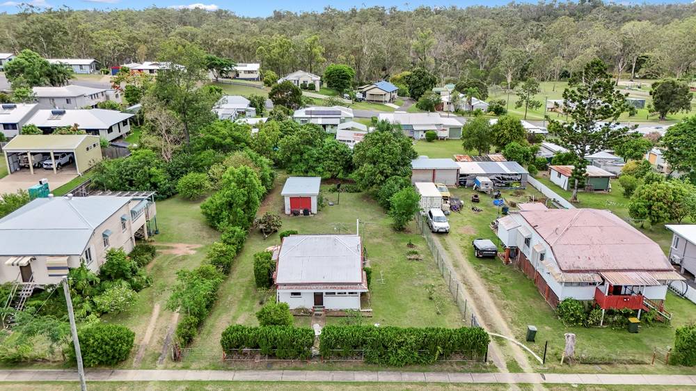12 Mulgrave Street, GIN GIN, QLD 4671