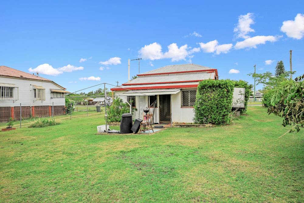 12 Mulgrave Street, GIN GIN, QLD 4671