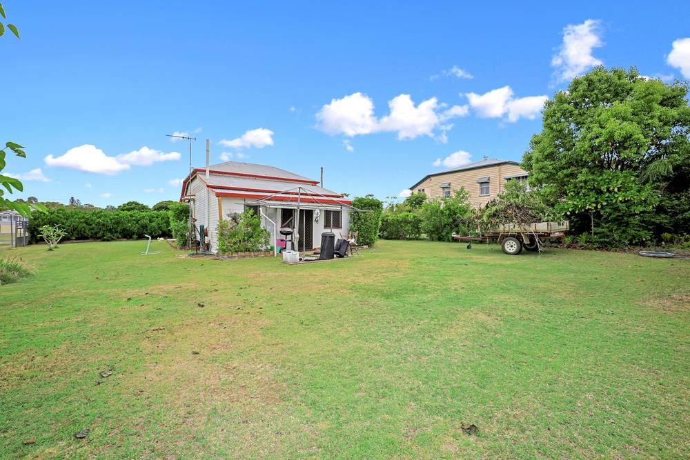 12 Mulgrave Street, GIN GIN, QLD 4671