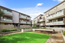 16/1 Glenmore Ridge Drive, Glenmore Park, NSW 2745