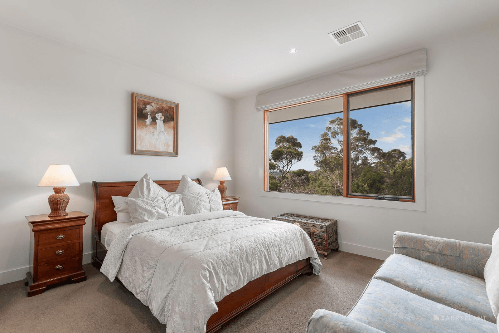 5 Ruffey Lake Court, DONCASTER, VIC 3108