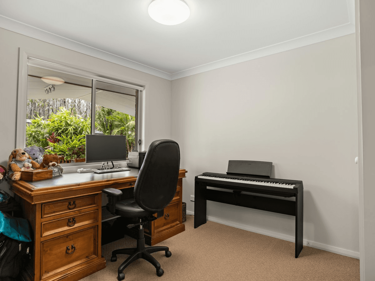 4 Threadfin Court, OLD BAR, NSW 2430