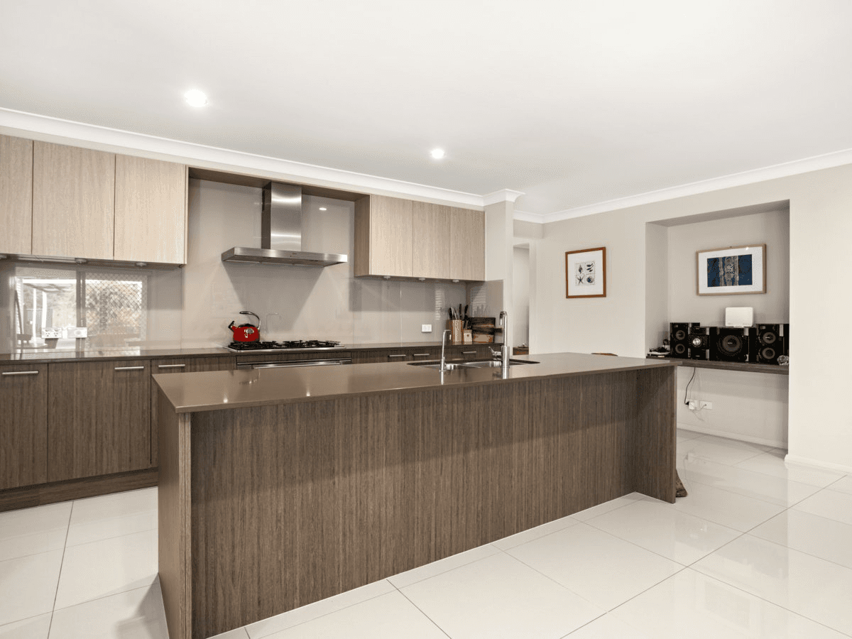 4 Threadfin Court, OLD BAR, NSW 2430