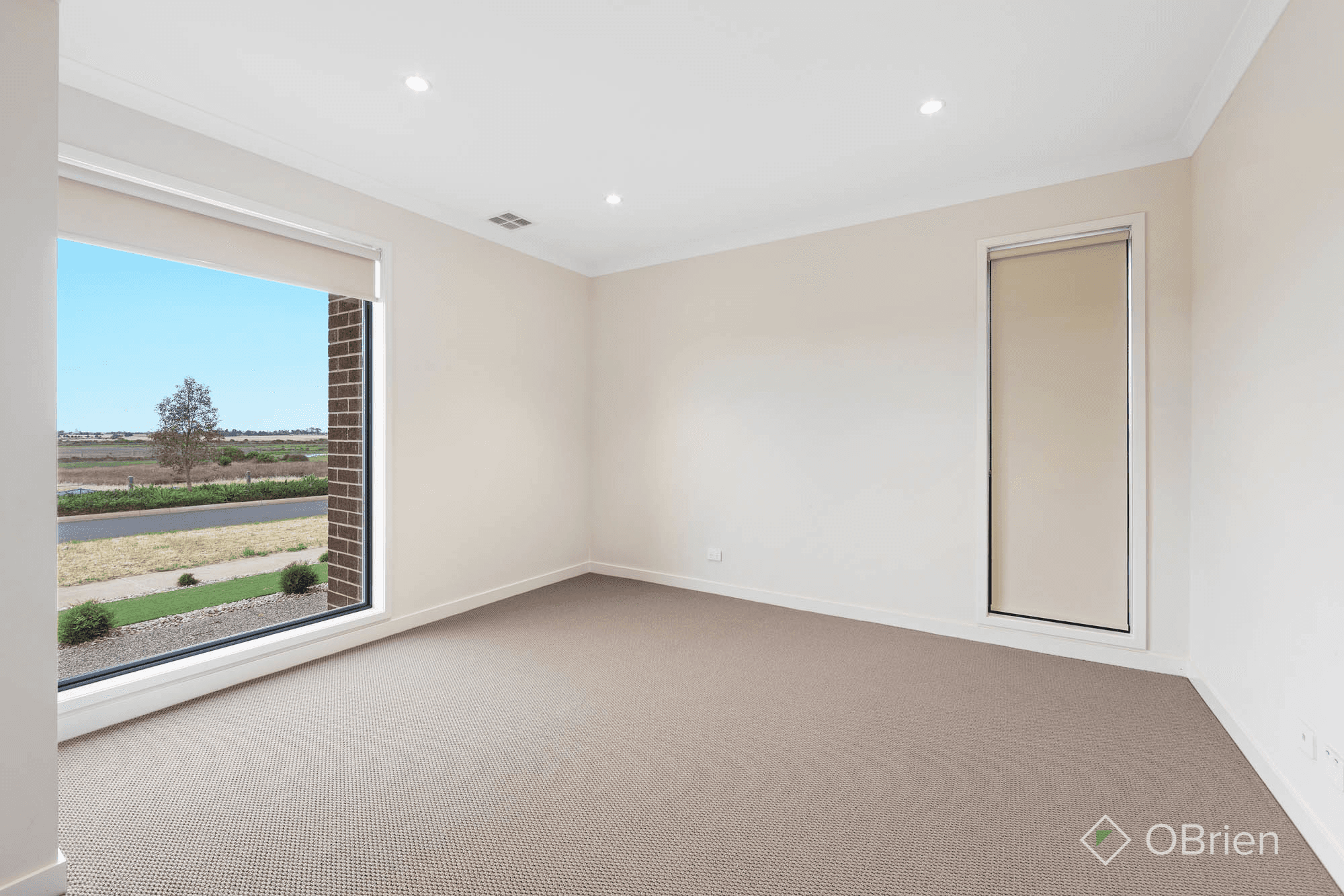 6 Gilderton Esplanade, Aintree, VIC 3336