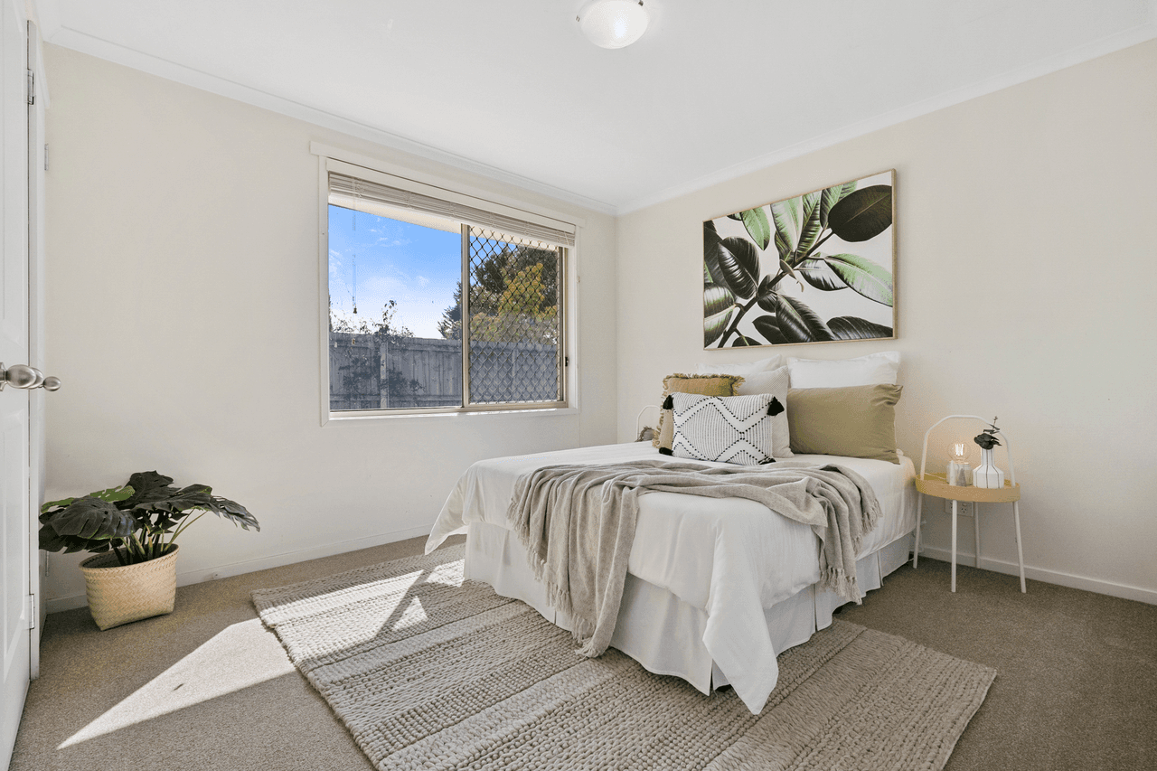 80 Duntroon Drive, ROKEBY, TAS 7019