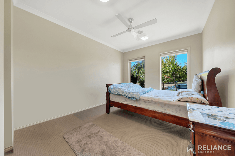 1/77 Hemsley Promenade, Point Cook, VIC 3030