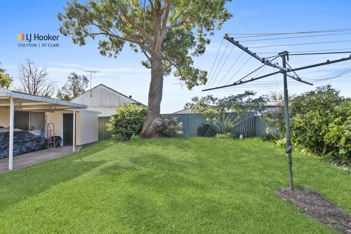 4 Dan Crescent, COLYTON, NSW 2760