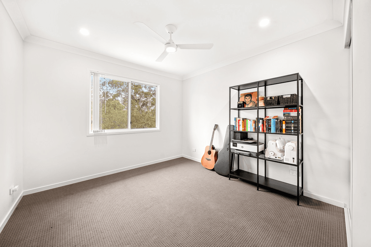 2/40 TIMOR Avenue, LOGANHOLME, QLD 4129