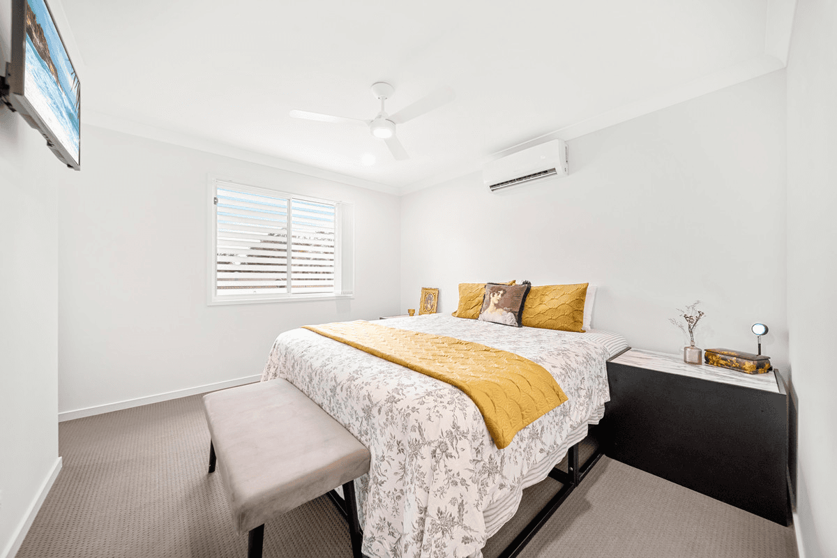 2/40 TIMOR Avenue, LOGANHOLME, QLD 4129