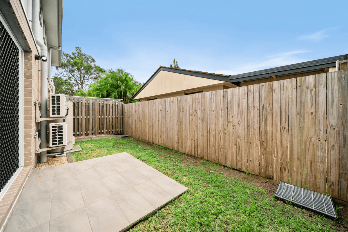 2/40 TIMOR Avenue, LOGANHOLME, QLD 4129