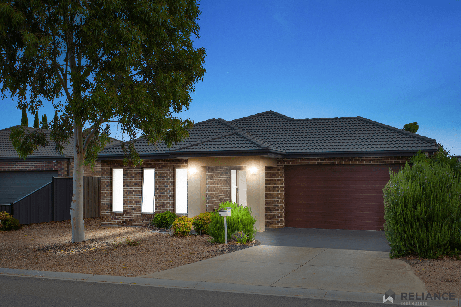 10 Citreus Circuit, Brookfield, VIC 3338