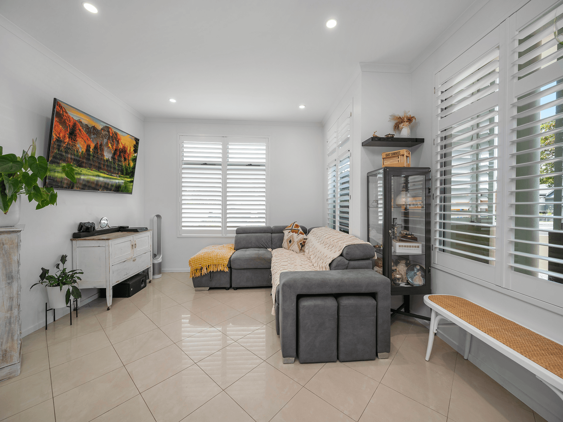 1/93 Landsborough Parade, Golden Beach, QLD 4551