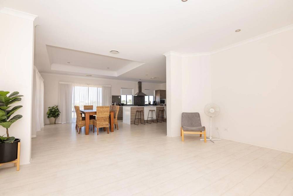 37 Adriana Parade, Jurien Bay, WA 6516