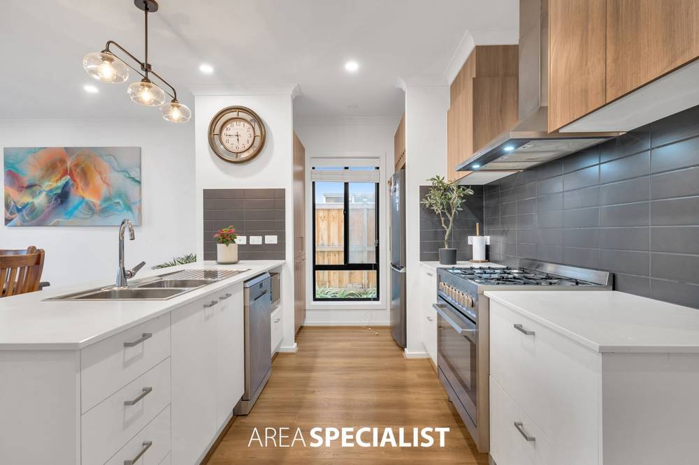 177 Brookwater Parade, Lyndhurst, VIC 3975