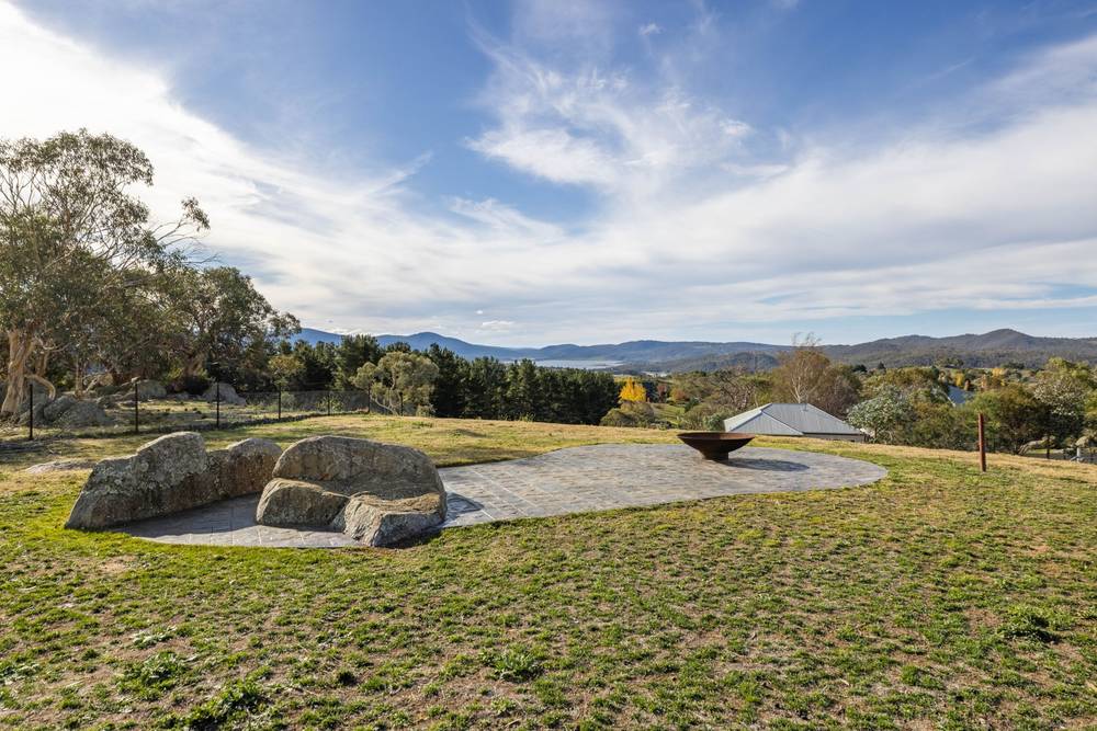 13 Carruthers Road, Jindabyne, NSW 2627