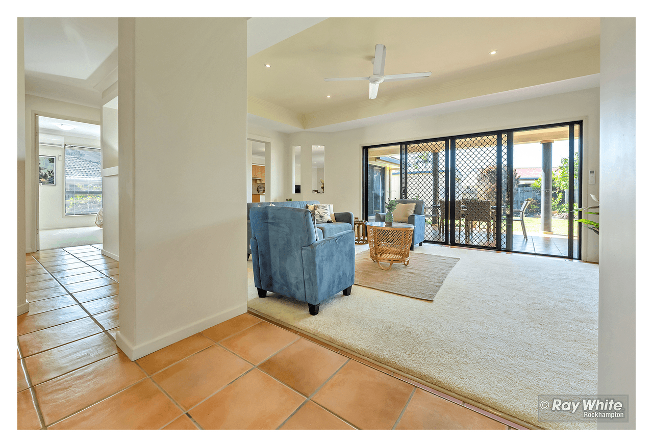 7 Springfield Drive, NORMAN GARDENS, QLD 4701