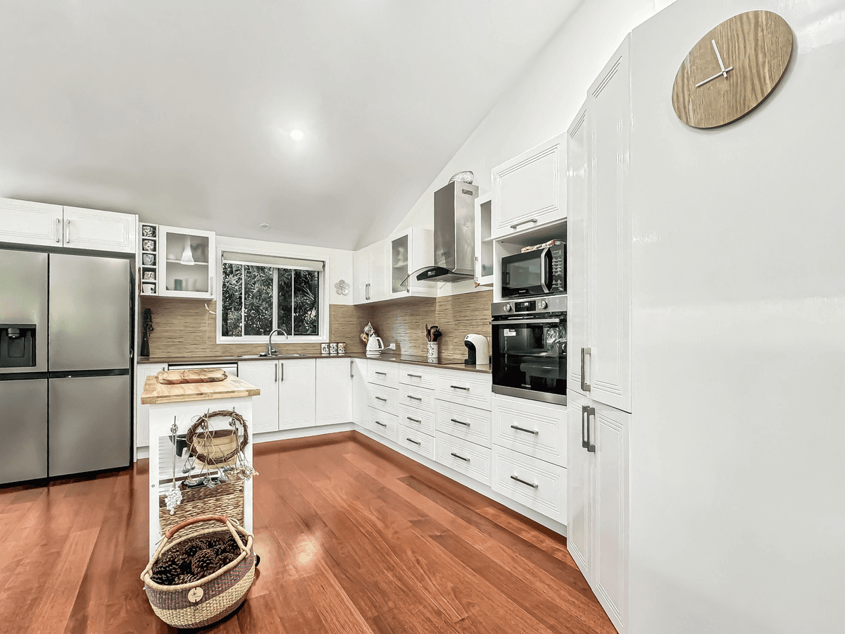 23 Sunset Avenue, Buderim, QLD 4556