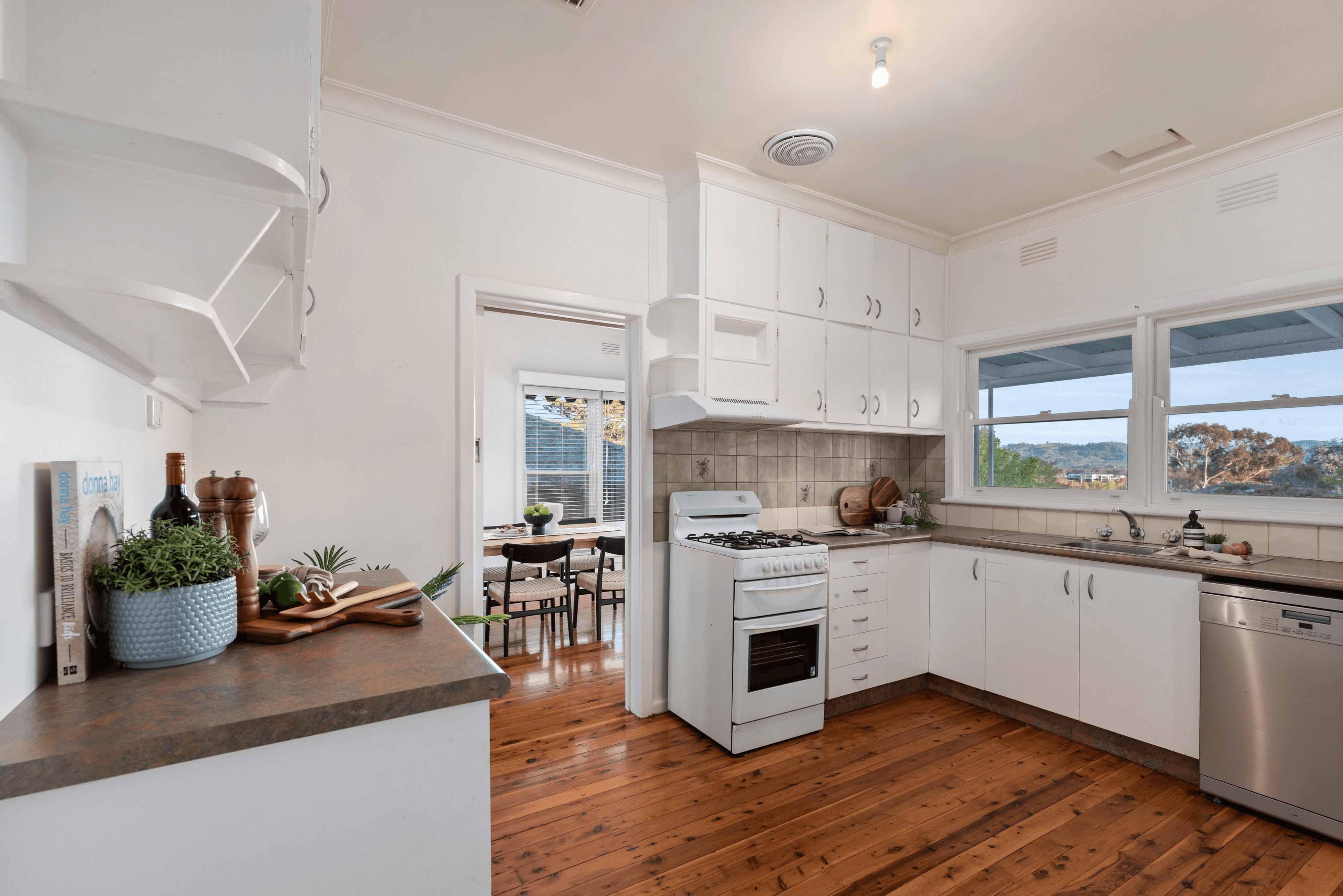 693 Stedman Crescent, ALBURY, NSW 2640