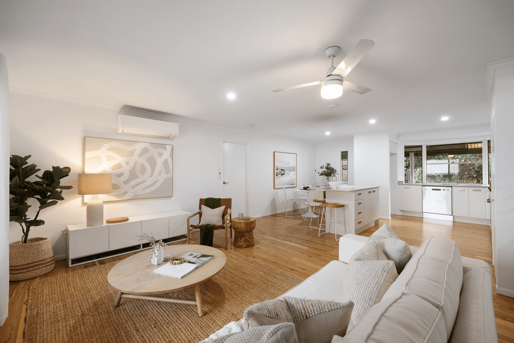 49 Memorial Drive, EUMUNDI, QLD 4562